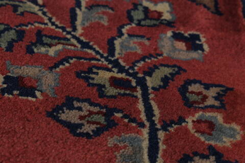 Sarouk Red Octagon Hand Knotted 50 X 50  Area Rug 250-23412 Image 7