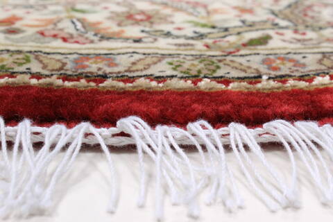 Kashmir Red Round Hand Knotted 51 X 51  Area Rug 250-23415 Image 6
