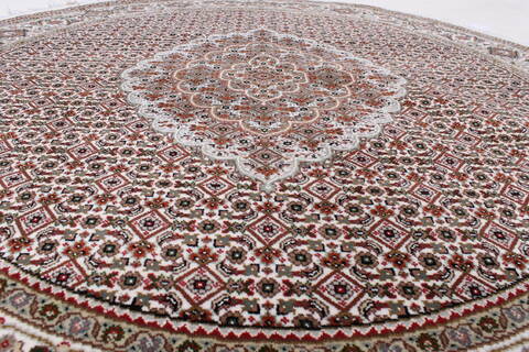 Tabriz Beige Round Hand Knotted 51 X 51  Area Rug 250-23425 Image 2