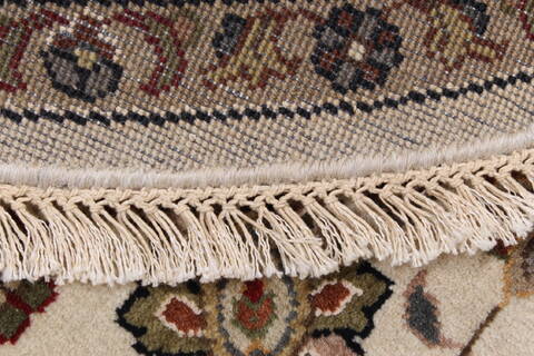 Kashmar Beige Round Hand Knotted 50 X 50  Area Rug 250-23428 Image 2
