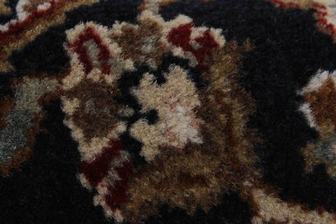 Kashmar Red Round Hand Knotted 411 X 411  Area Rug 250-23430 Image 10
