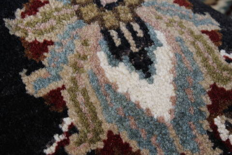 Kashmar Black Round Hand Knotted 411 X 50  Area Rug 250-23445 Image 10