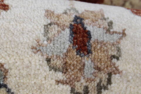 Chobi Brown Round Hand Knotted 50 X 50  Area Rug 250-23447 Image 8