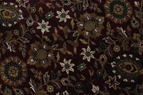 Tabriz Red Round Hand Knotted 411 X 411  Area Rug 250-23451 Image 4