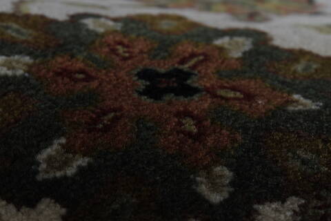 Tabriz Red Round Hand Knotted 411 X 411  Area Rug 250-23451 Image 6