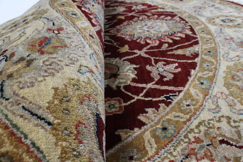 Semnan Red Round Hand Knotted 50 X 50  Area Rug 250-23454 Image 9