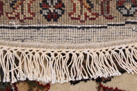 Kashmar Beige Round Hand Knotted 52 X 52  Area Rug 250-23460 Image 11
