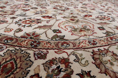 Kashmar Beige Round Hand Knotted 52 X 52  Area Rug 250-23460 Image 1