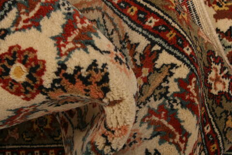 Sarouk Beige Runner Hand Knotted 28 X 108  Area Rug 100-23492 Image 2