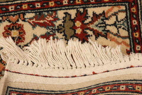 Sarouk Beige Runner Hand Knotted 28 X 108  Area Rug 100-23492 Image 8