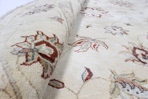 Chobi Beige Round Hand Knotted 61 X 62  Area Rug 250-23503 Image 12