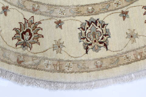Chobi Beige Round Hand Knotted 61 X 62  Area Rug 250-23503 Image 4