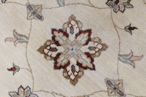 Chobi Beige Round Hand Knotted 61 X 62  Area Rug 250-23503 Image 5