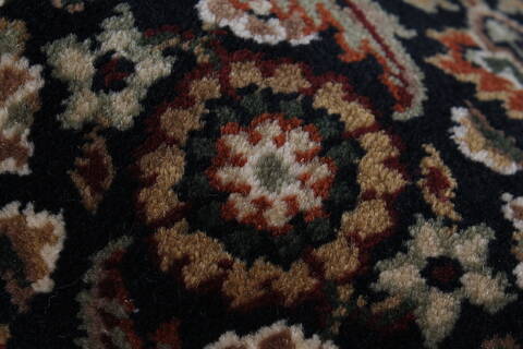 Herati Black Round Hand Knotted 510 X 510  Area Rug 250-23508 Image 7