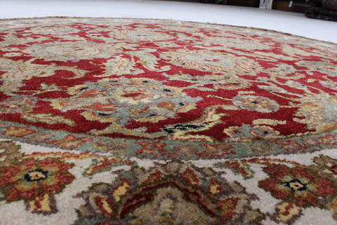 Kashan Red Round Hand Knotted 61 X 62  Area Rug 250-23541 Image 1