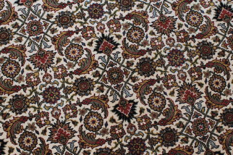Herati Beige Round Hand Knotted 511 X 511  Area Rug 250-23542 Image 2