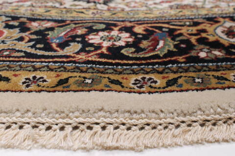 Herati Beige Round Hand Knotted 511 X 511  Area Rug 250-23542 Image 3