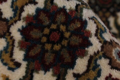 Herati Beige Round Hand Knotted 511 X 511  Area Rug 250-23542 Image 4