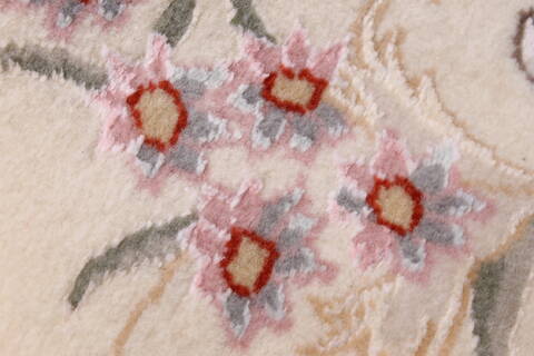 Tabriz White Round Hand Knotted 67 X 67  Area Rug 250-23604 Image 11