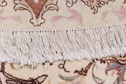 Tabriz White Round Hand Knotted 67 X 67  Area Rug 250-23604 Image 3