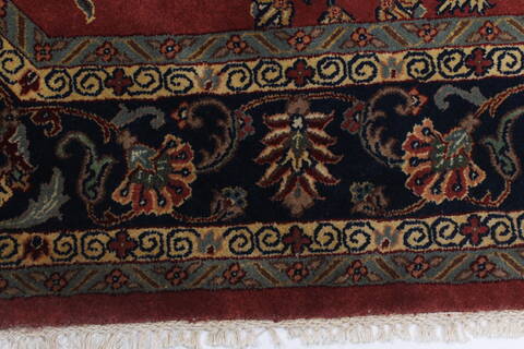 Sarouk Red Octagon Hand Knotted 62 X 62  Area Rug 250-23624 Image 4