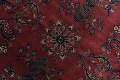 Sarouk Red Octagon Hand Knotted 62 X 62  Area Rug 250-23624 Image 5