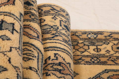 Sino-Persian Beige Runner Hand Knotted 24 X 100  Area Rug 100-23647 Image 4