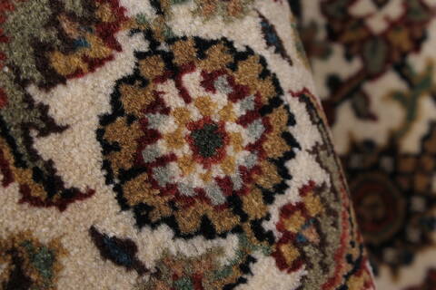 Herati Beige Round Hand Knotted 60 X 60  Area Rug 250-23670 Image 8