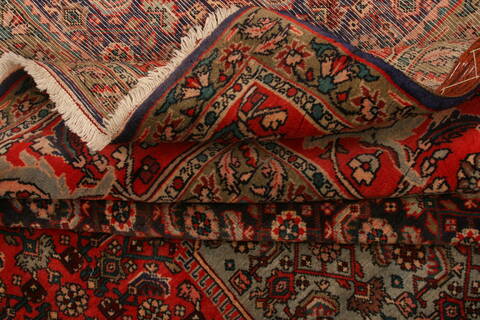 Bidjar Red Hand Knotted 99 X 130  Area Rug 100-23688 Image 2