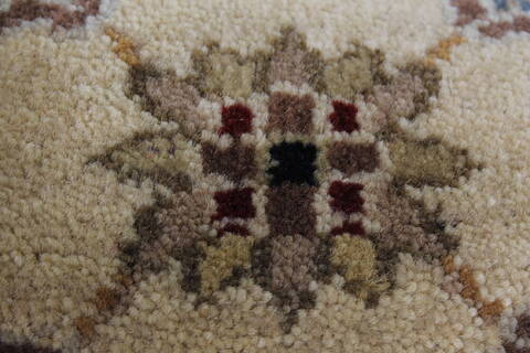 Semnan Beige Runner Hand Knotted 26 X 910  Area Rug 250-23734 Image 11