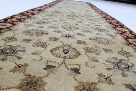 Semnan Beige Runner Hand Knotted 26 X 910  Area Rug 250-23734 Image 4