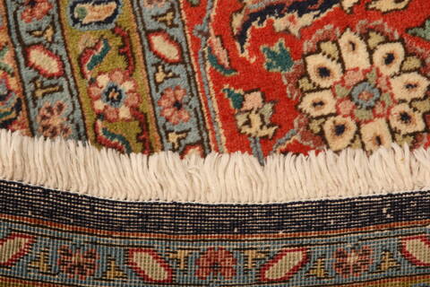 Tabriz Red Hand Knotted 99 X 128  Area Rug 100-23782 Image 8