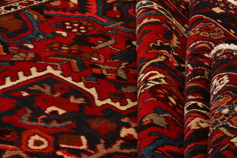 Bakhtiar Red Hand Knotted 101 X 1210  Area Rug 100-23796 Image 4