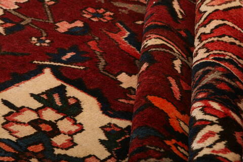 Bakhtiar Red Hand Knotted 107 X 1210  Area Rug 100-23800 Image 4