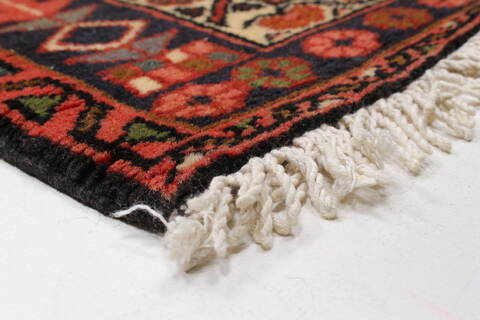 Karajeh Red Runner Hand Knotted 35 X 96  Area Rug 250-23835 Image 8
