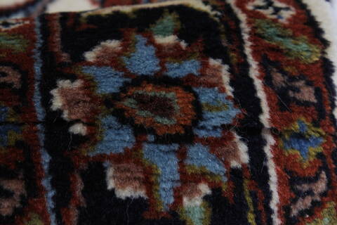 Sarouk Beige Runner Hand Knotted 25 X 130  Area Rug 250-23838 Image 10