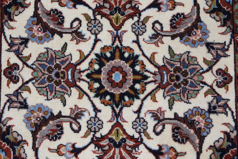 Sarouk Beige Runner Hand Knotted 25 X 130  Area Rug 250-23838 Image 4