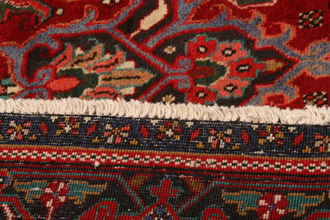 Heriz Red Hand Knotted 100 X 136  Area Rug 100-23857 Image 7