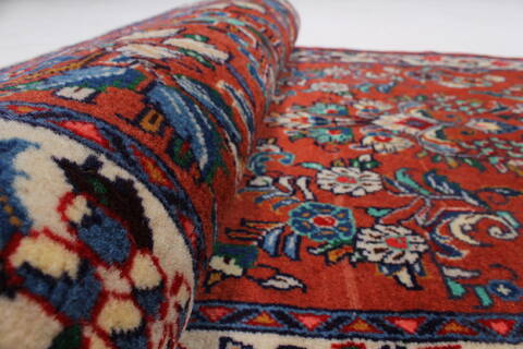 Sarouk Purple Runner Hand Knotted 29 X 134  Area Rug 250-23858 Image 9
