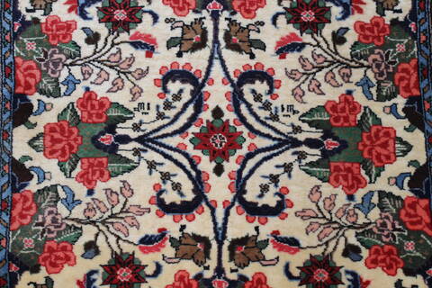 Bidjar Beige Runner Hand Knotted 31 X 133  Area Rug 250-23867 Image 4
