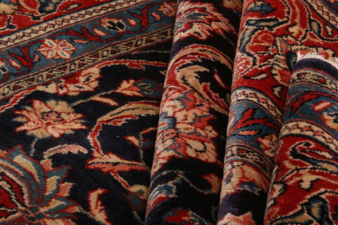 Sarouk Red Hand Knotted 97 X 126  Area Rug 100-23928 Image 4