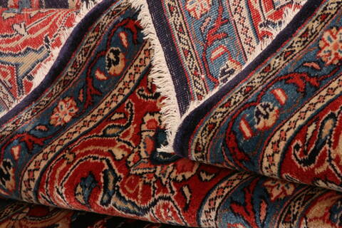 Sarouk Red Hand Knotted 97 X 126  Area Rug 100-23928 Image 5