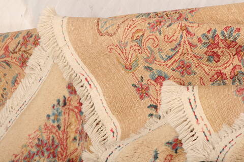 Kerman Beige Hand Knotted 99 X 141  Area Rug 100-23982 Image 4