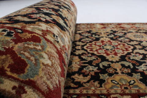 Agra Black Runner Hand Knotted 27 X 182  Area Rug 250-23993 Image 9