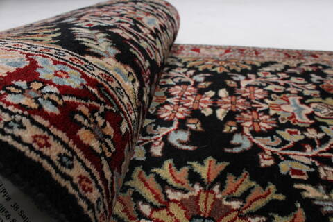 Sarouk Black Runner Hand Knotted 25 X 1511  Area Rug 250-24061 Image 14