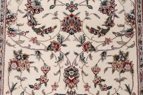 Tabriz Beige Runner Hand Knotted 26 X 80  Area Rug 250-24386 Image 3