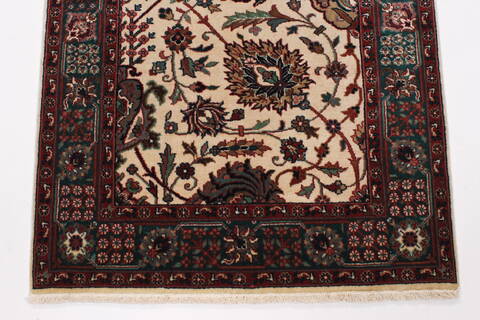 Tabriz Beige Runner Hand Knotted 27 X 78  Area Rug 250-24633 Image 6