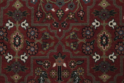 Sanandaj Brown Runner Hand Knotted 26 X 80  Area Rug 250-24641 Image 3