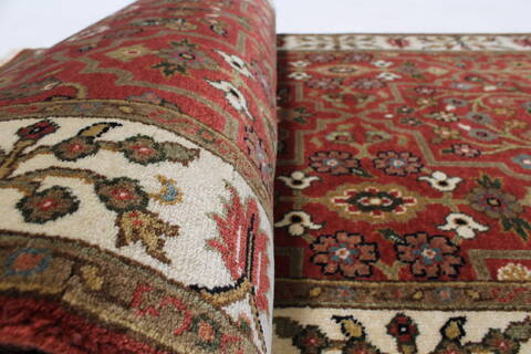 Sanandaj Brown Runner Hand Knotted 26 X 80  Area Rug 250-24641 Image 9