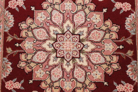Sino-Persian Red Runner Hand Knotted 26 X 80  Area Rug 250-24663 Image 3